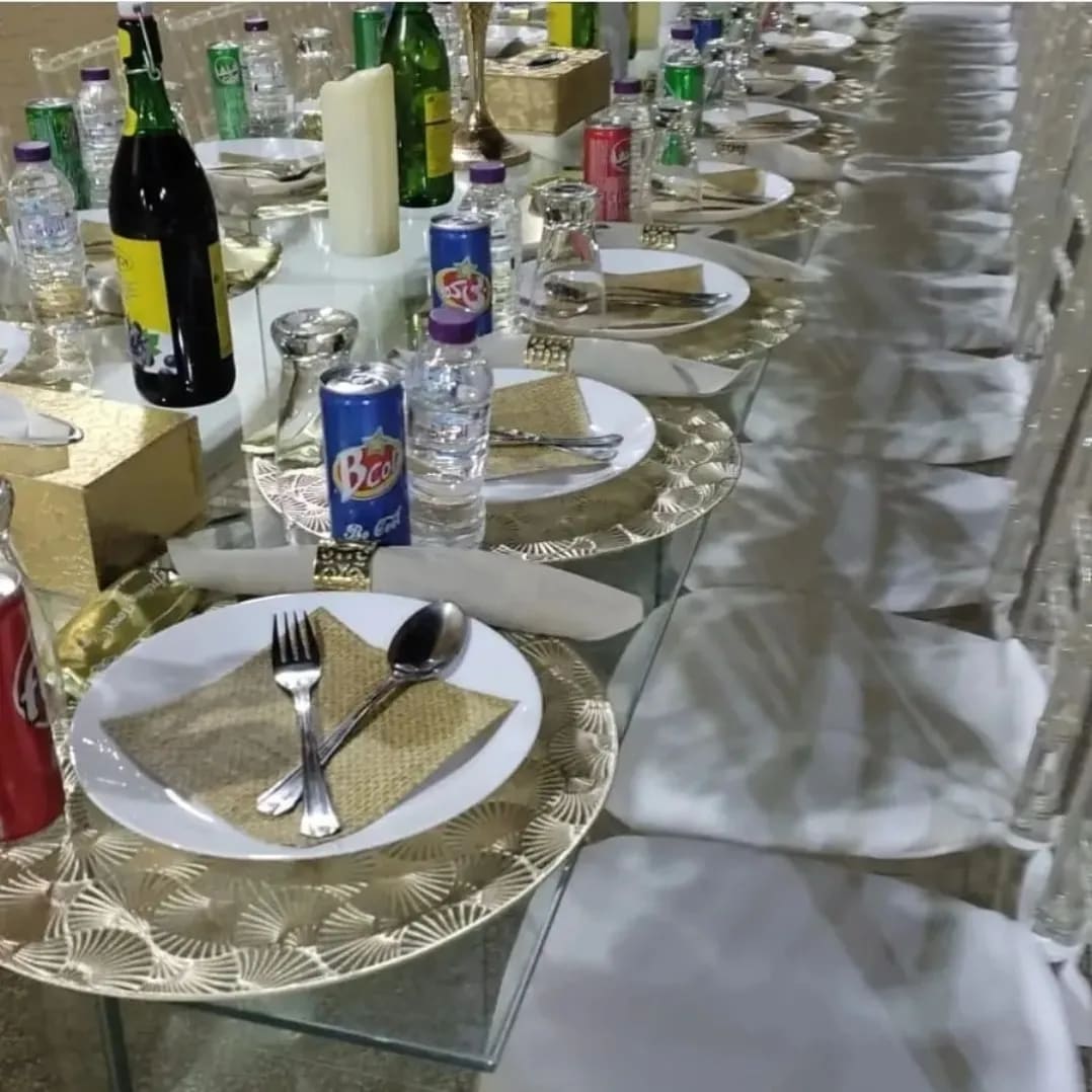 خدمات قهوجيين وضيافة عربية راقية
